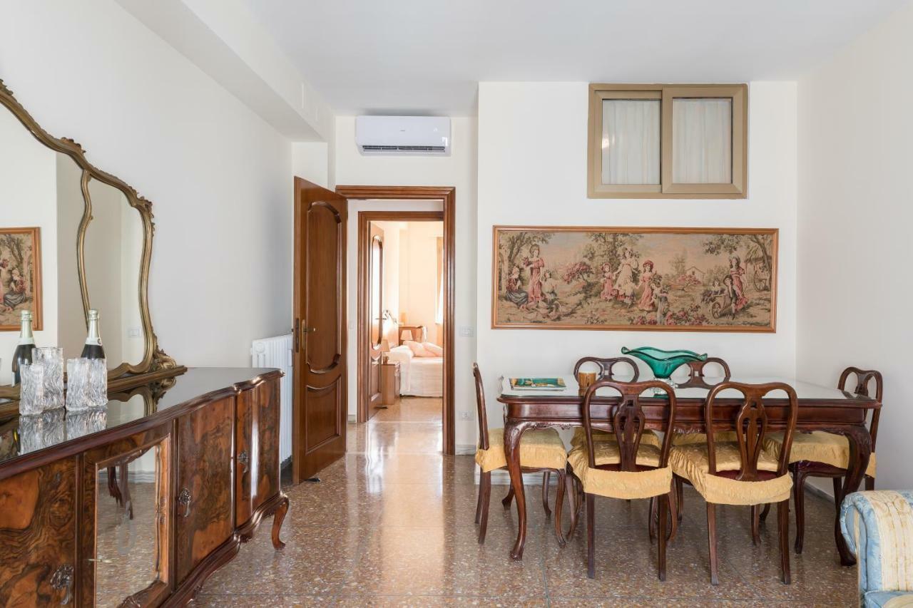 Hortis Apartment, 5 Persone, 2 Camere, Balcone, Metro C E Tram Per Il Centro Rome Exterior photo